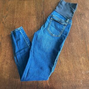 Women’s maternity jeans size small